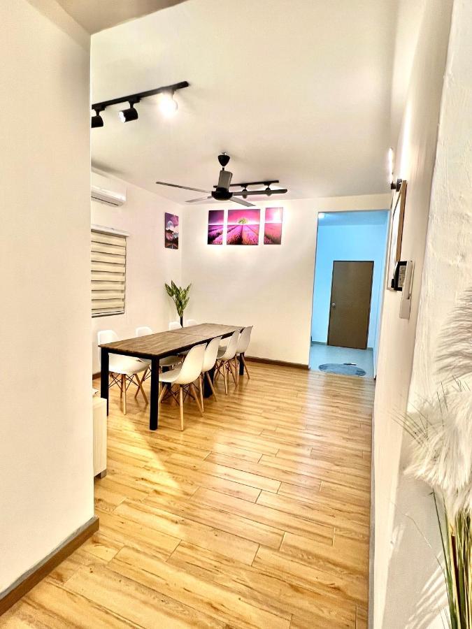 Raees Homestay Kampong Tanjong Minyak Екстериор снимка