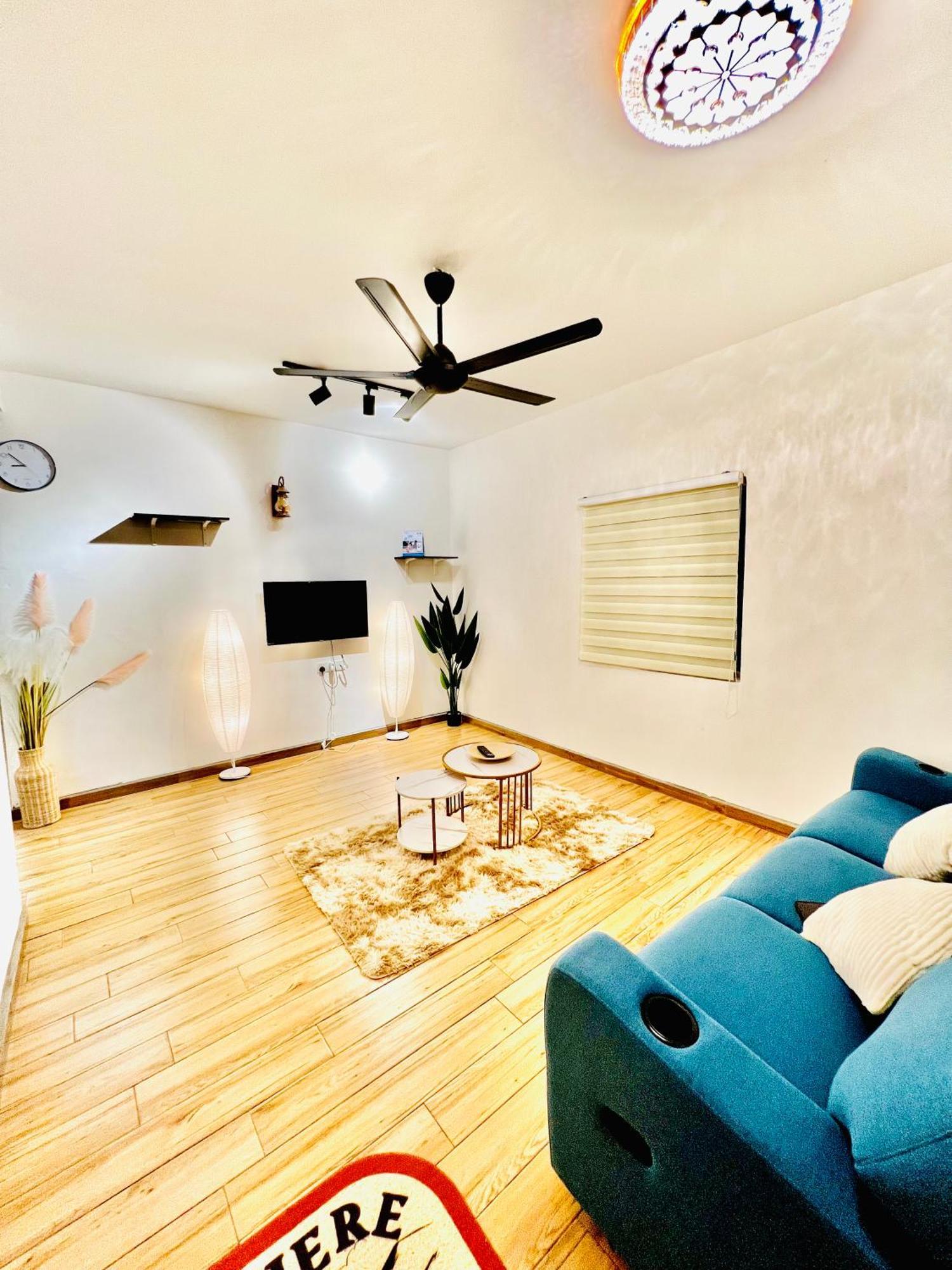 Raees Homestay Kampong Tanjong Minyak Екстериор снимка